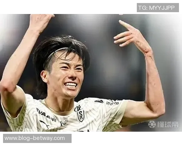 特拉布宗体育计划引进日本国脚前田大然与中村敬斗双双加盟